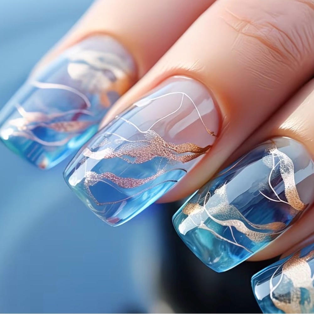 New Reusable Elegant Blue and Gold Press-On Nails